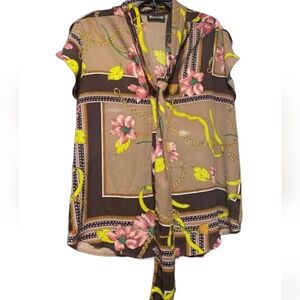 7th Avenue New York & Company Vneck top with attached tie sz Xl